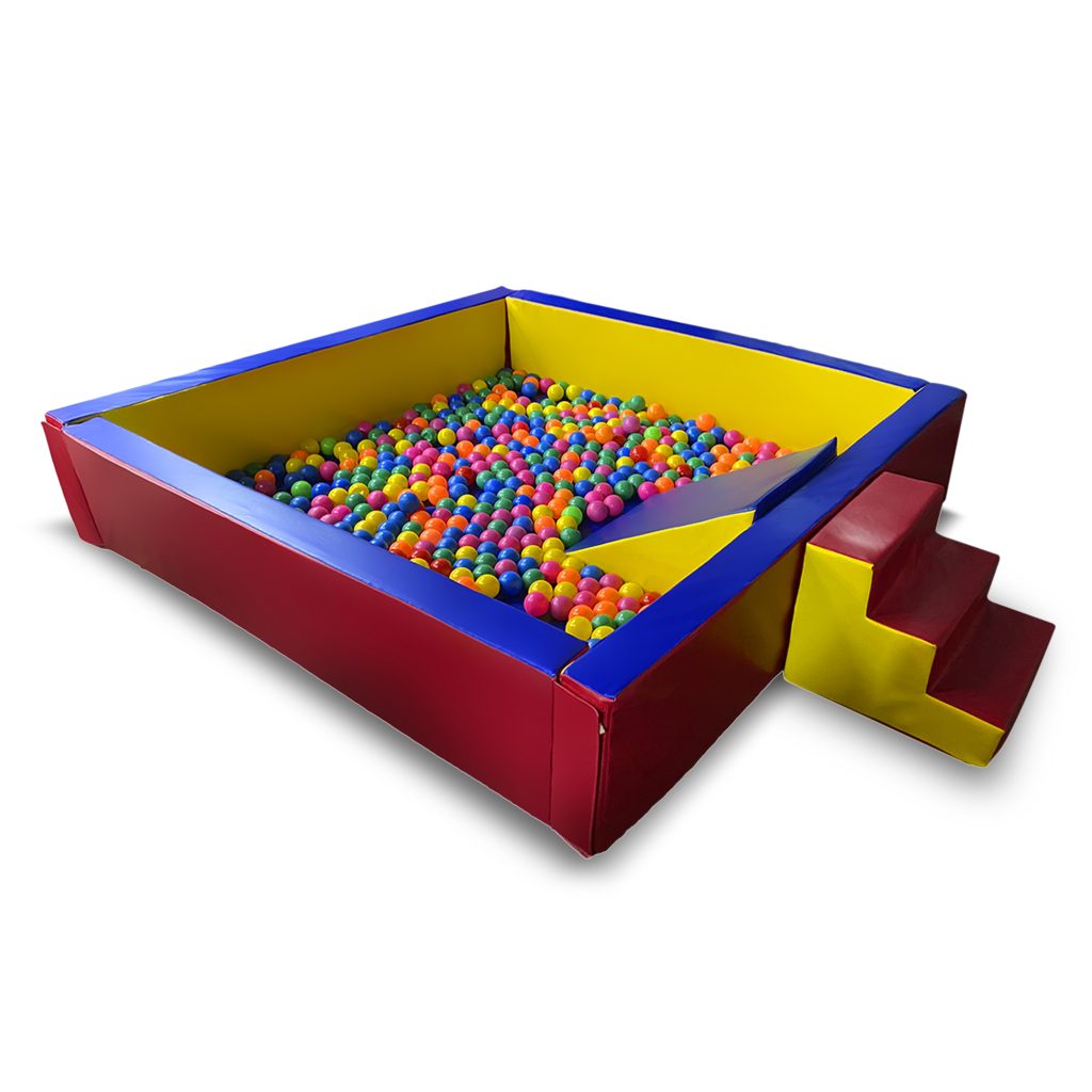 Piscina didáctica armada con pelotas de colores